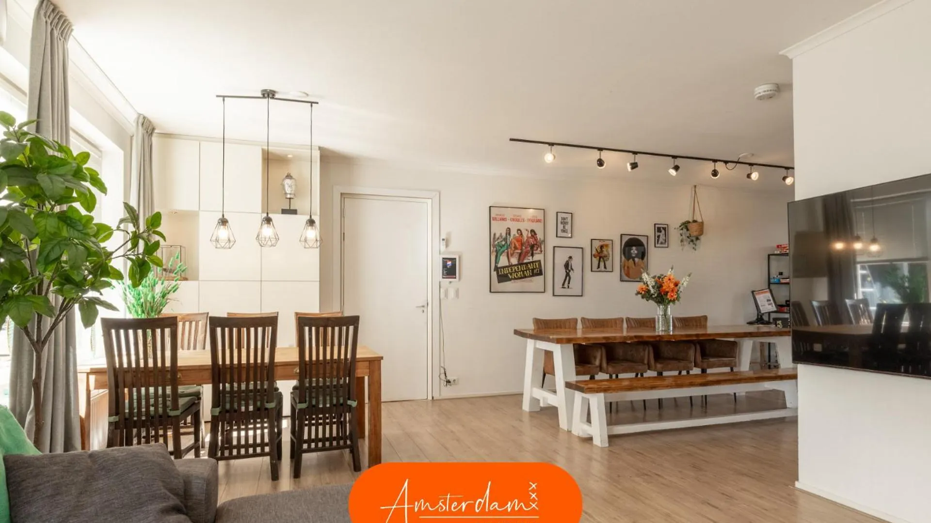 Holiday home Amsterdam Group Stay - Jacuzzi, Sauna & Cinema Zwanenburg